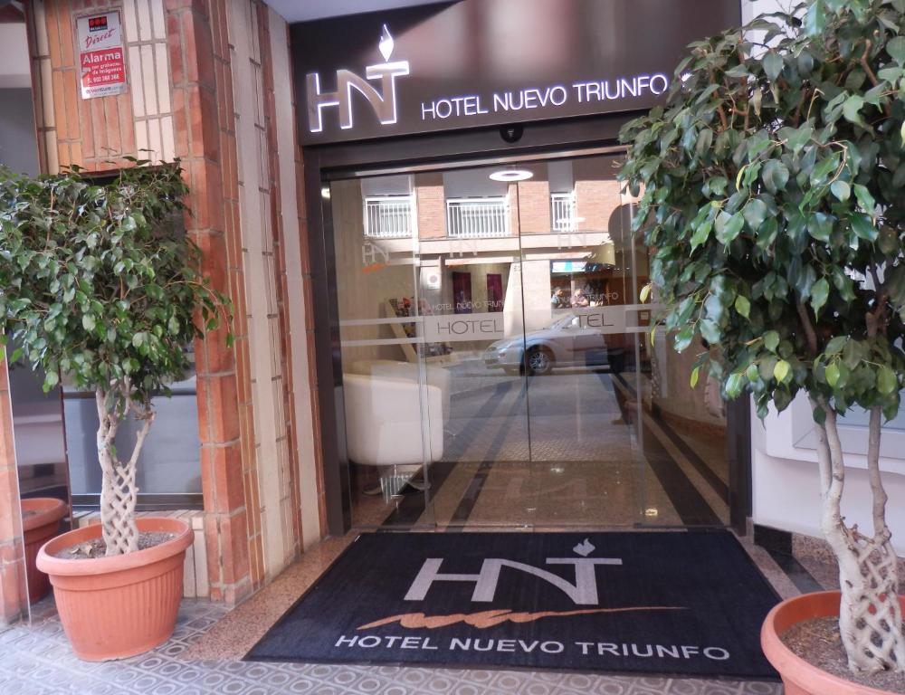 Hotel Nuevo Triunfo Барселона Екстериор снимка